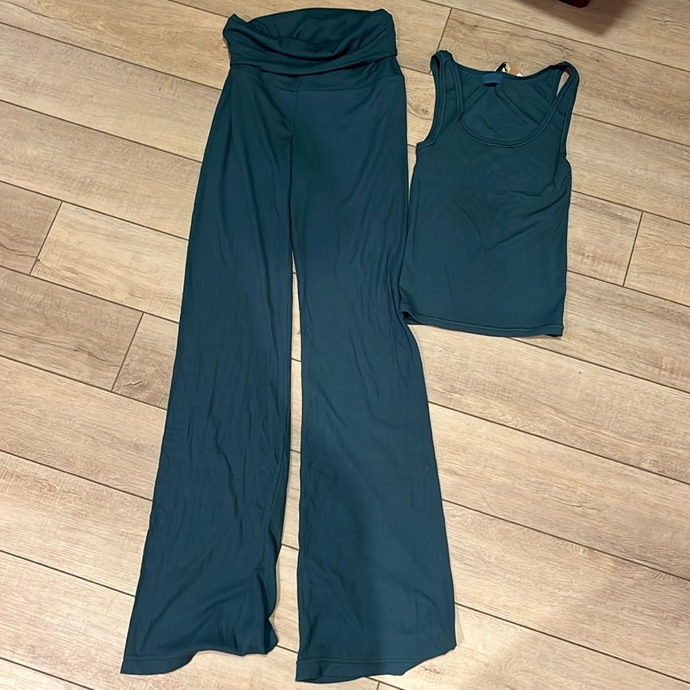 NWT teal bundle XS -SHORT FRIENDLY